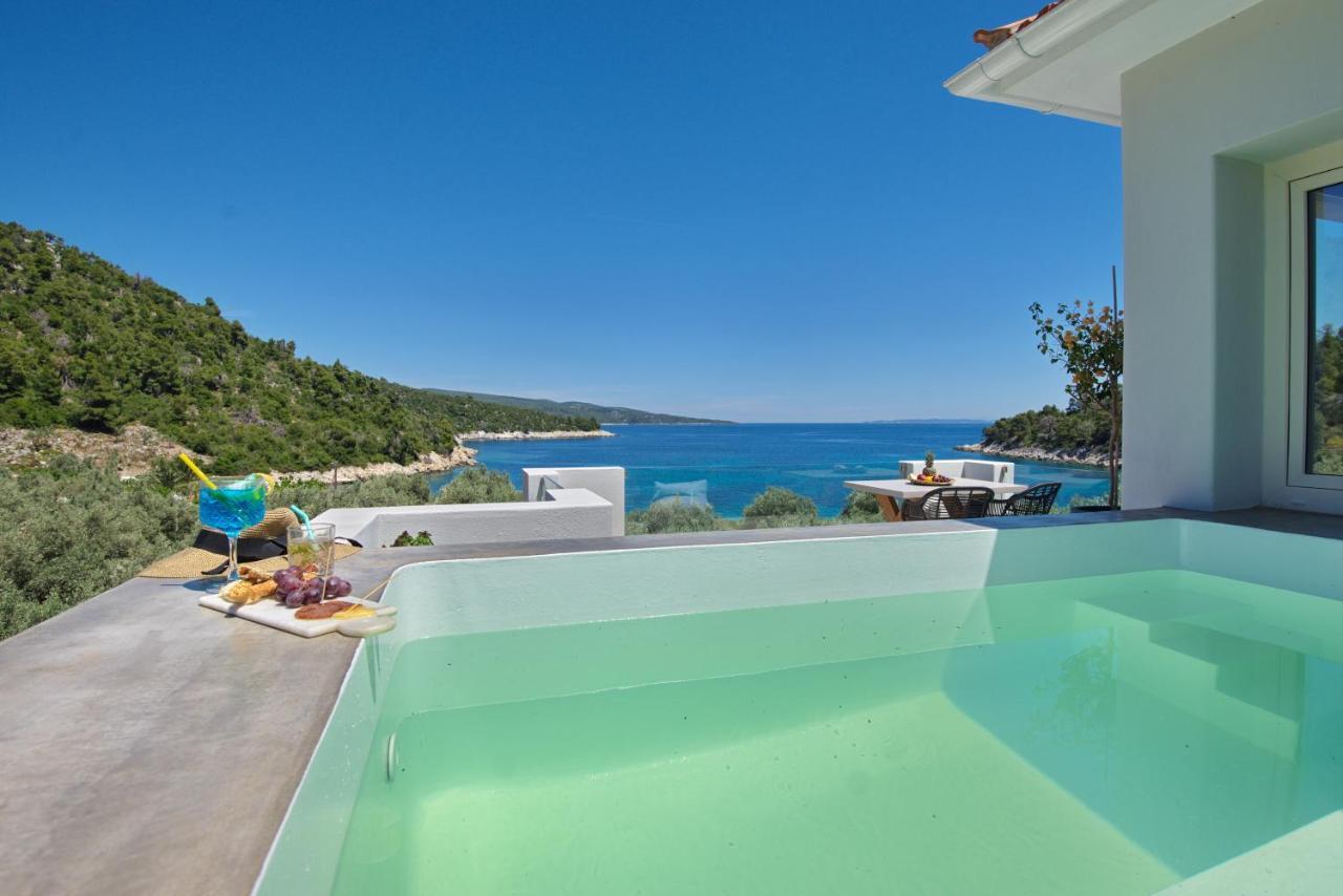 Eleon Suites New Isomata Exteriér fotografie